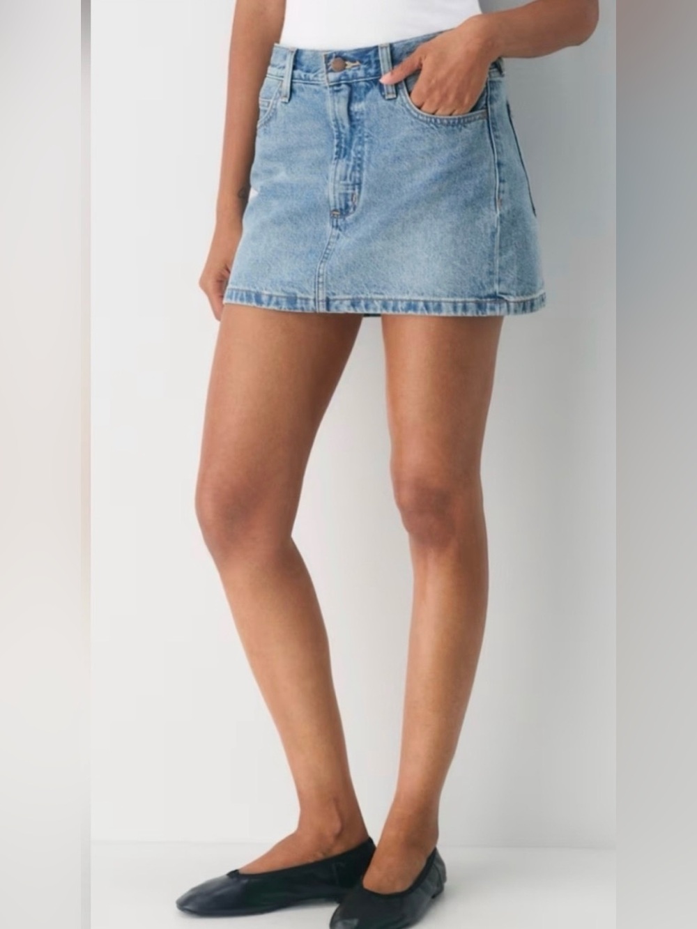Denim Forum Aritzia The '90s Ricci Denim Mini Skirt size 29 festival blue